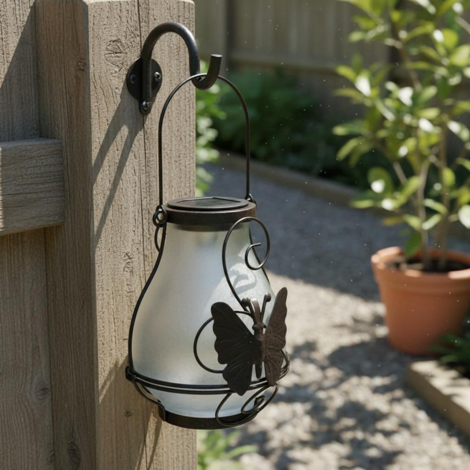 Solar Butterfly Lantern Waterp - огляд і ціна Outdoor Powerwall
