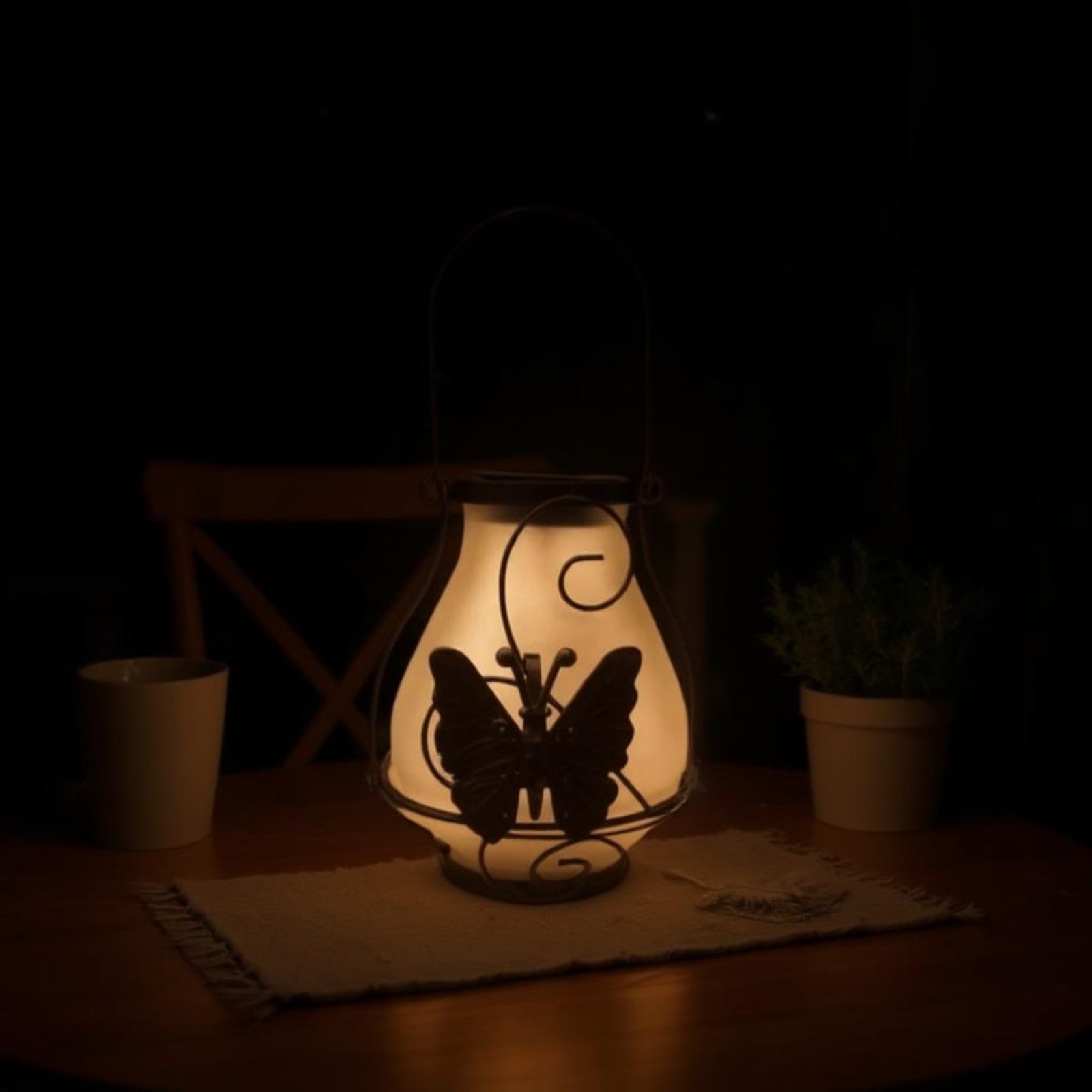 Solar Butterfly Lantern Waterp - огляд і ціна Outdoor Powerwall